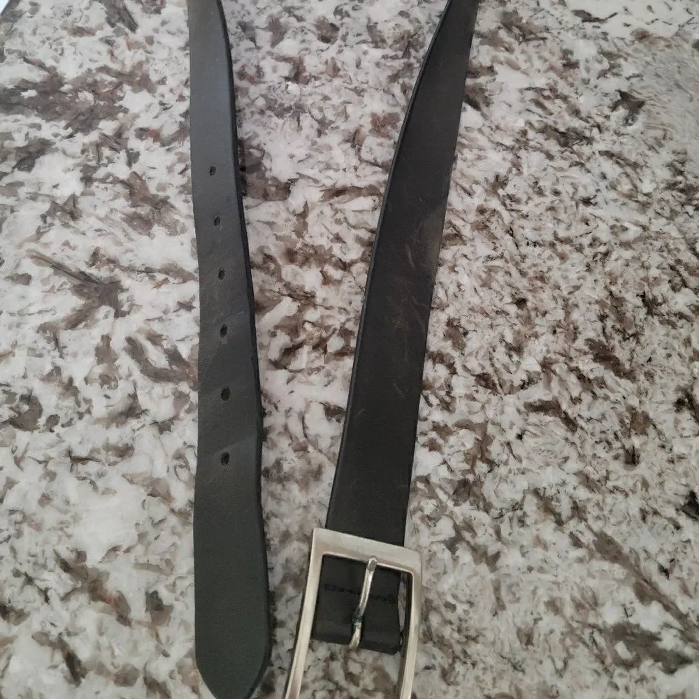 Wilson’s Leather Italian Belt w/ Silver Buckle size 34‎
